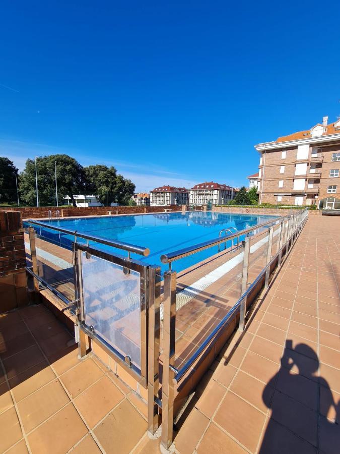 Ferienwohnung Noja. Piso En Noja A 5 Minutos De La Playa De Ris Exterior foto